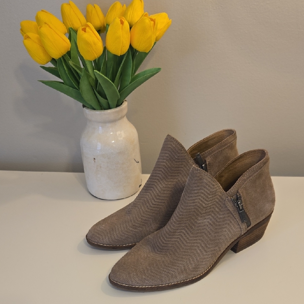 Lucky Brand Taupe Ankle Booties